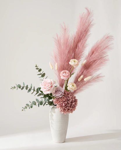 Vase céramique effet pierre avec bouquet romantique rose et beige artificiel