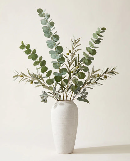 Vase céramique effet pierre avec branchages d'eucalyptus et olivier vert-gris artificiels